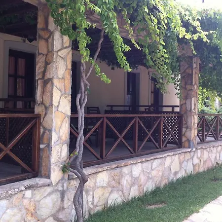 Capraz Holiday Otel *