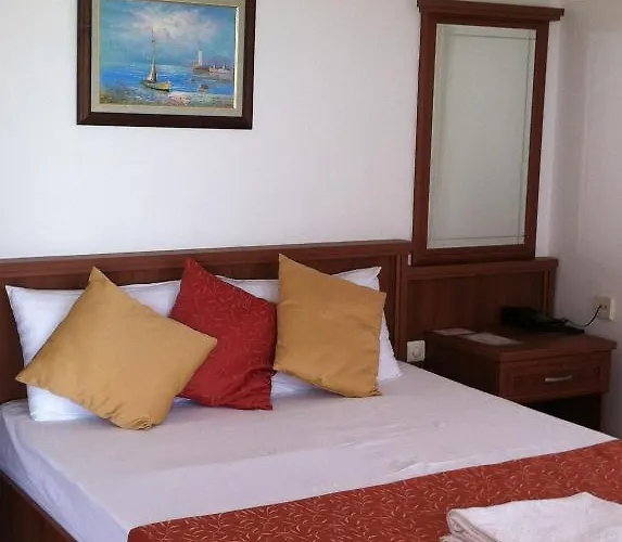 호텔 Capraz Holiday 보즈자아다