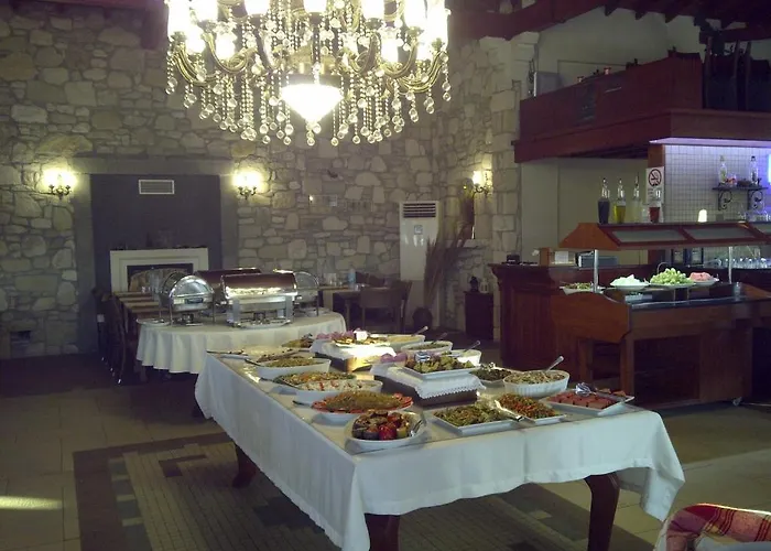 Capraz Holiday 호텔