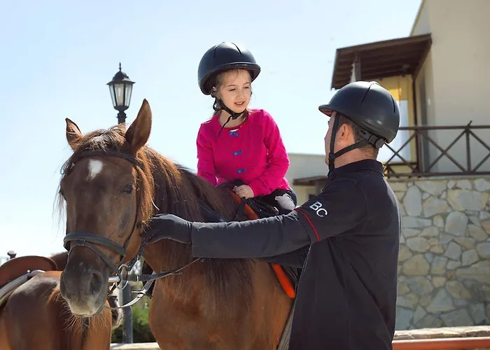 호텔 Capraz Holiday